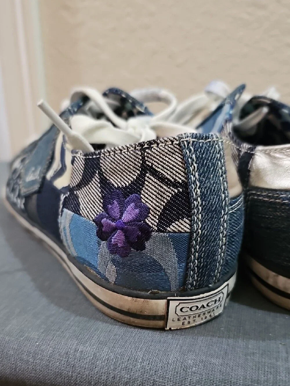 Coach women lace